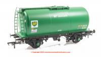 37-590 Bachmann BR 45T TTF Tank Wagon number BPO60194 - 'BP Lubricants' Green